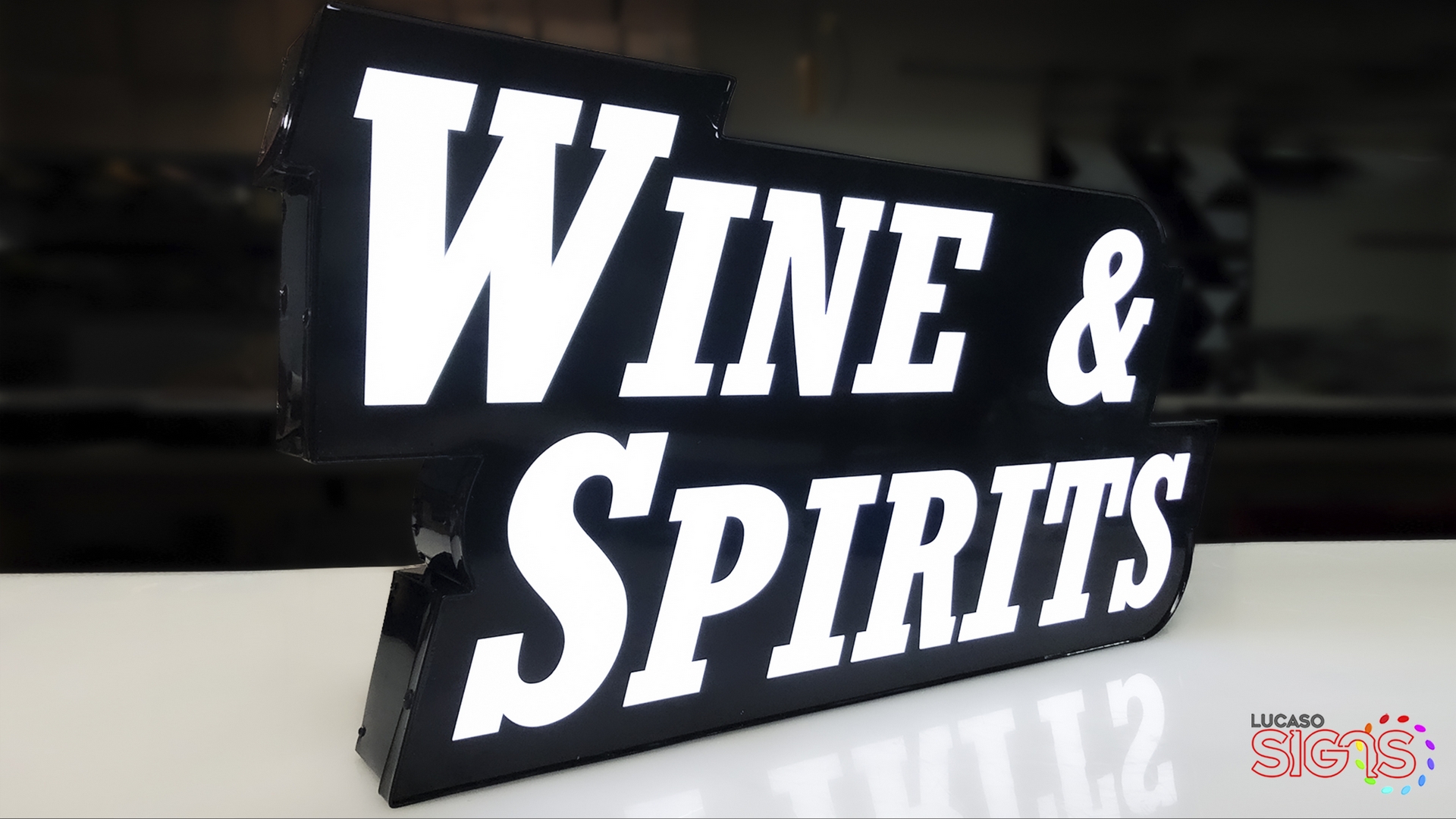 Cloud signs and logos for bar and restaurants by lucaso signs